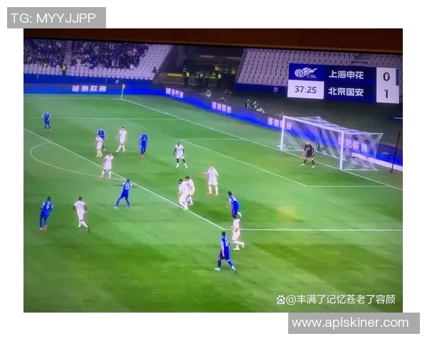 历史国足球星闪耀赛场风云引领传奇崛起之路 历史国足球星闪耀赛场风云引领传奇崛起之路